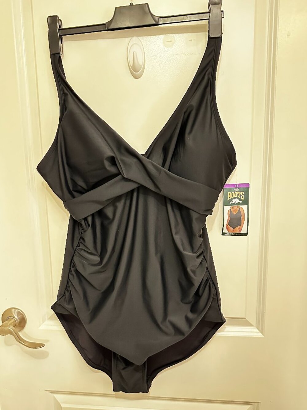 Women's Roots 1 Pc Bathing Suit Size 14 NWT